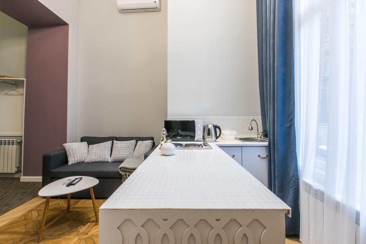 Kuxos Apartment On Machabeli Street 第比利斯 外观 照片