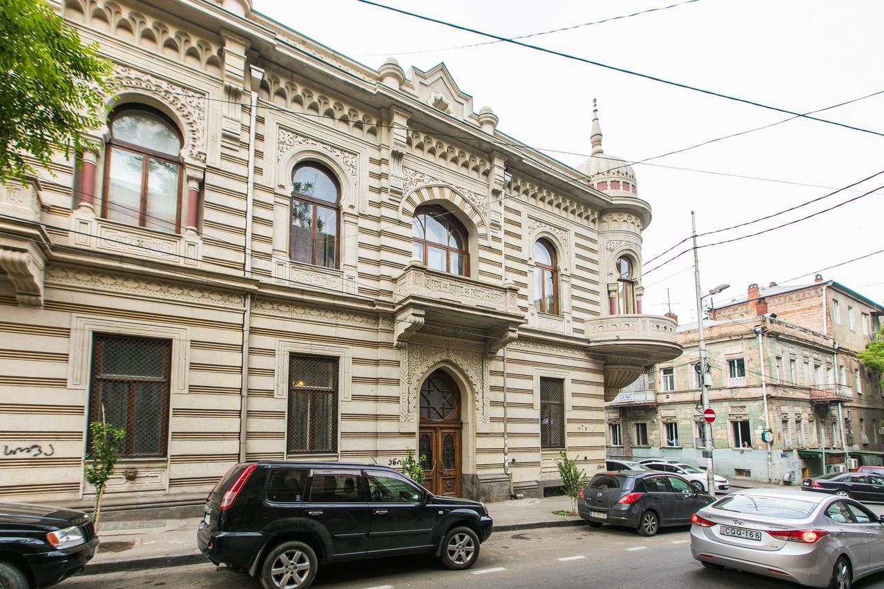 Kuxos Apartment On Machabeli Street 第比利斯 外观 照片